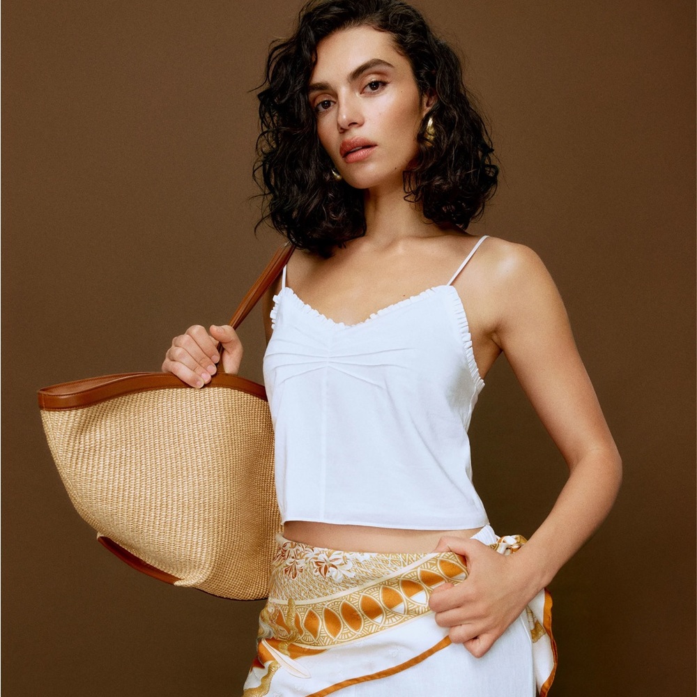 Reformation Olive Top Ivory - Size 4